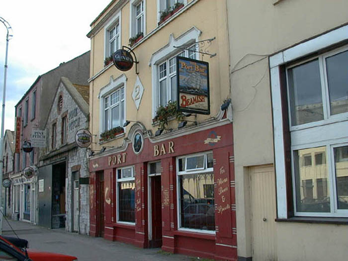 Cork City Street Scene.jpg 69.9K